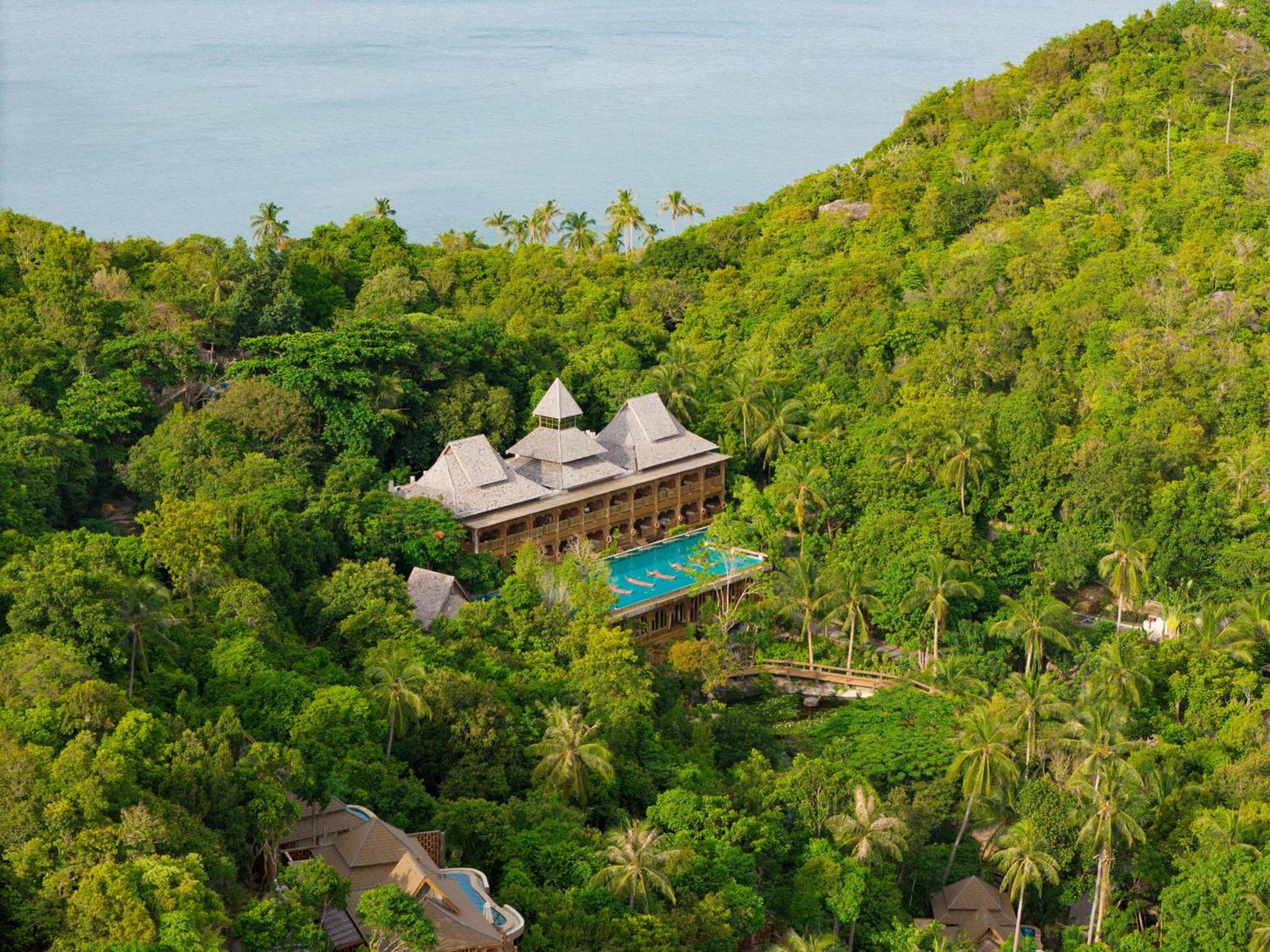 Santhiya Koh Phangan Resort And Spa Eksteriør bilde Aerial view of the resort