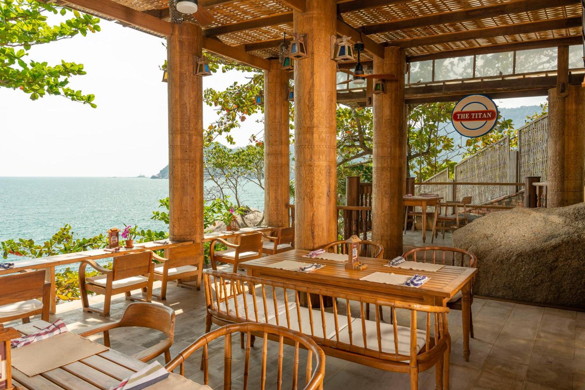 Santhiya Koh Phangan Resort And Spa Eksteriør bilde The Deck Restaurant